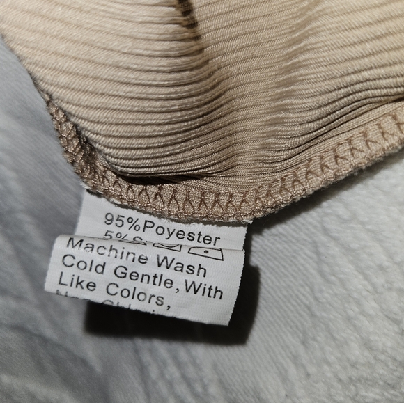 *FREE Sz S Shein Mockneck Crop - Picture 6 of 8